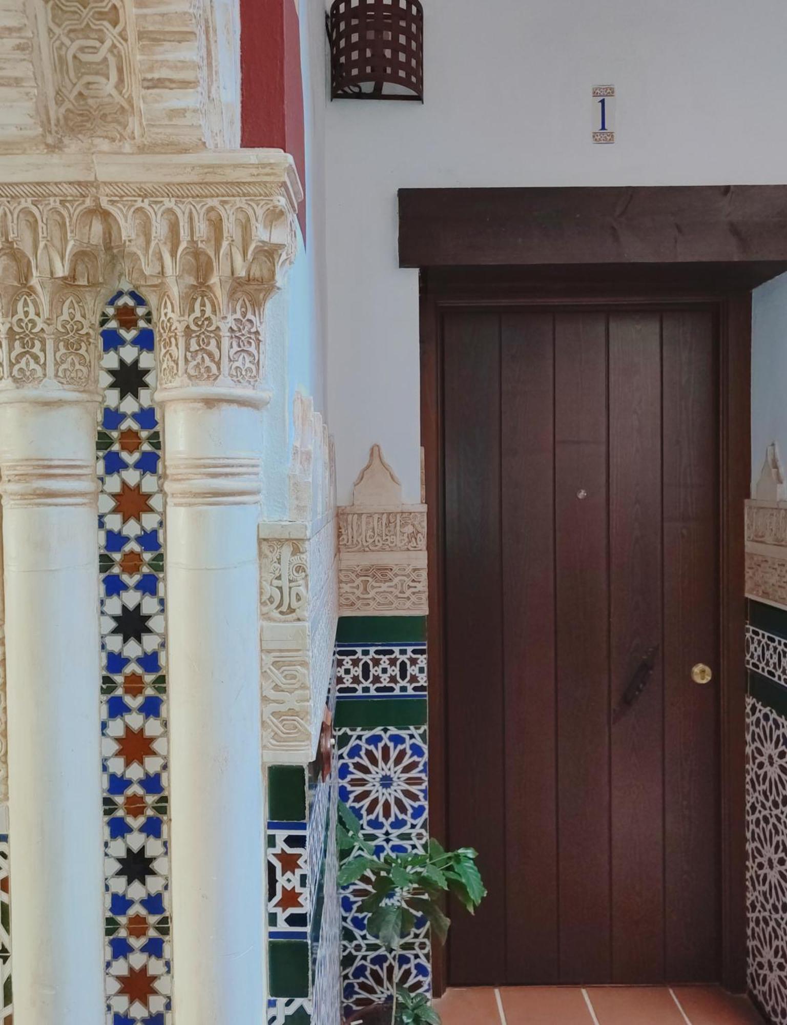 Horno24, Alojamiento Con Patio Andaluz, Tipico De Córdoba Eksteriør billede